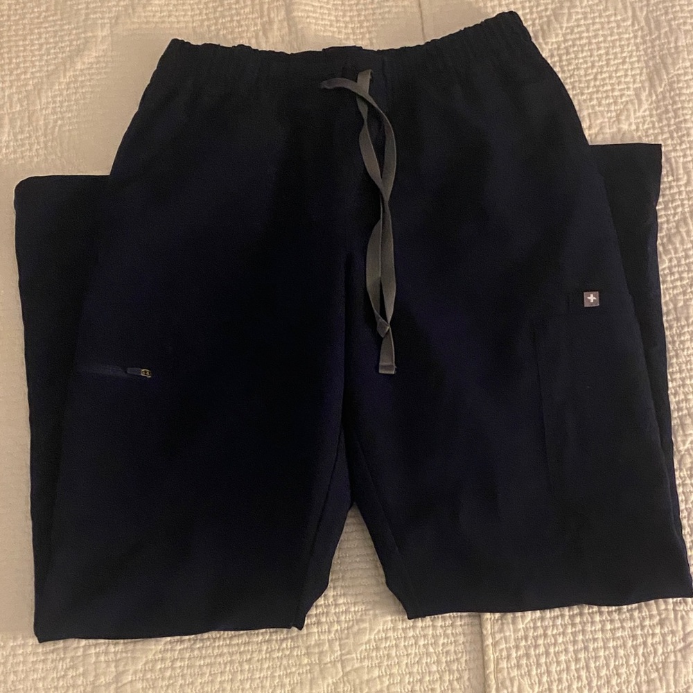 Figs Women's Navy Scrub Pant